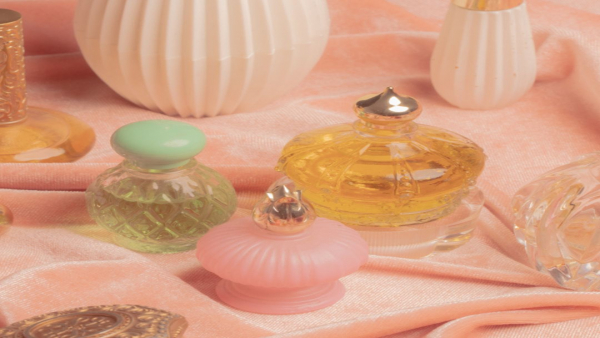 個性はそのままに！「服装自由」「ネイルOK」で自分らしく働く介護・看護現場